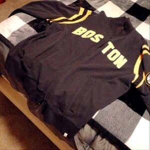 Boston Bruins Zip Yp Sweater